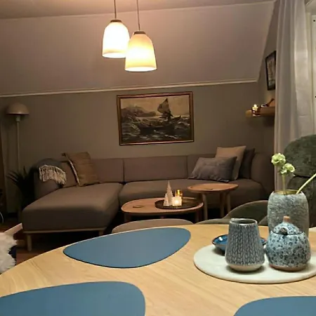 Northern Light - Mellomvegen 118 *