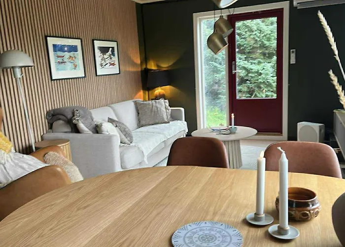 Northern Light - Mellomvegen 118 * Tromsø