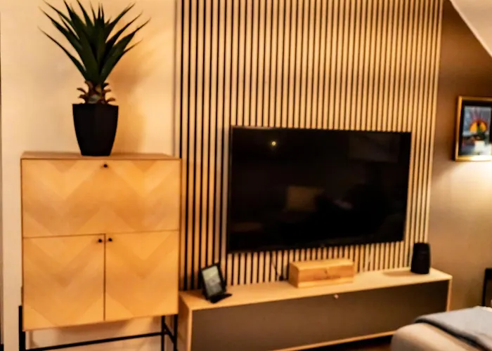 Northern Light - Mellomvegen 118 * Tromsø